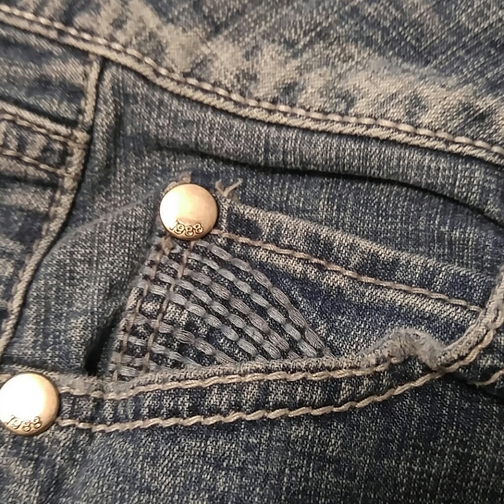 Arizona Jean Co. denim capri size 1 - Picture 3 of 4
